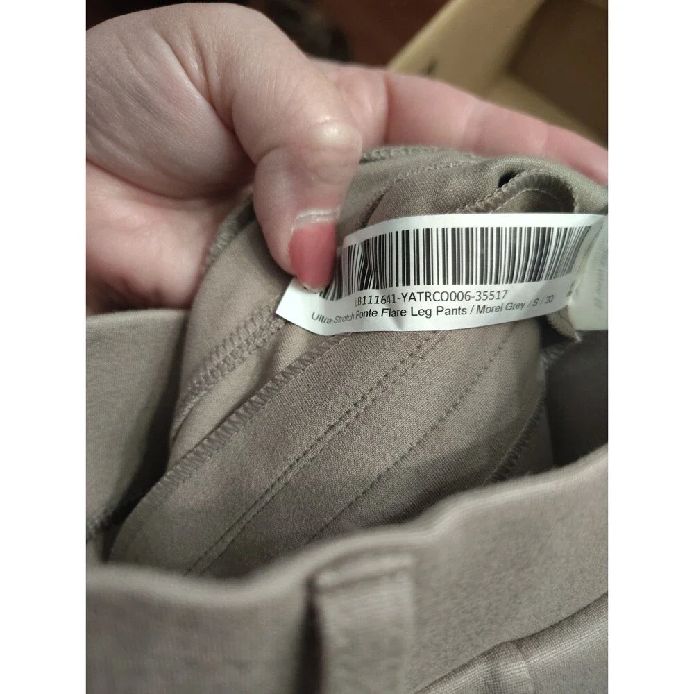Quince Ultra Stretch Ponte Straight Leg Pants Womens Small Pull On - Picture 8 of 8